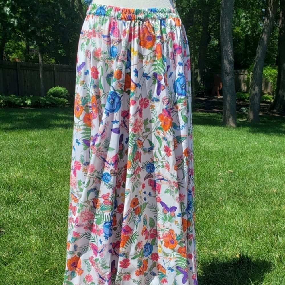 Cupio Floral/Butterfly Maxi Skirt